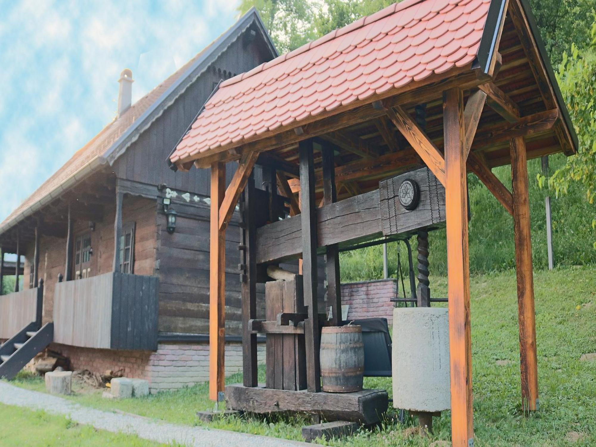 Tradicionalna Zagorska Drvena Kuca Stara Murva Тухельське Топліце Екстер'єр фото